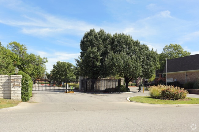 Gate