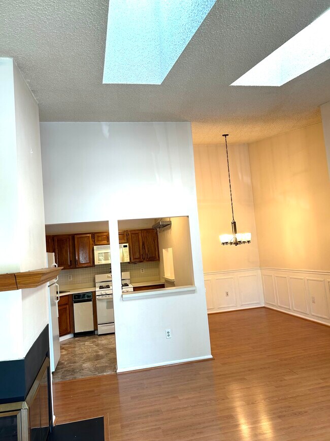 Photo - 102 Woodward Ln Unit 102 Woodward Lane