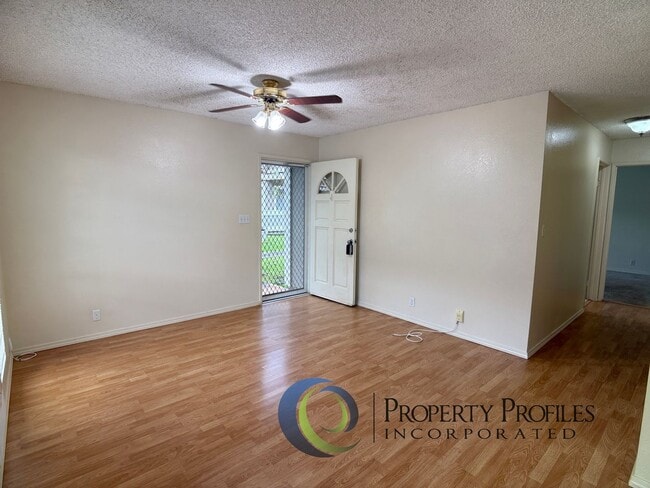 Photo - Royal Palm Waipio 2br/1ba/1pkg Ground Floor!