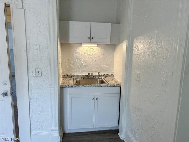Photo - 3654 E 53rd St Unit 3