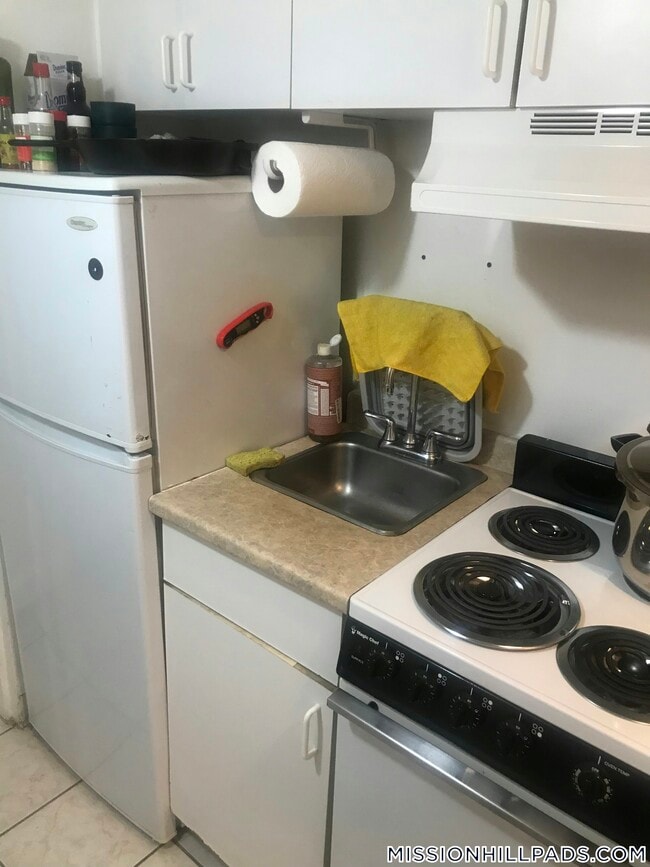 Photo - 28 S Huntington Ave Apartment Unit B3