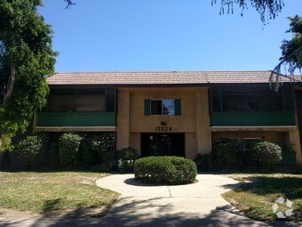 15524 Sherman Way