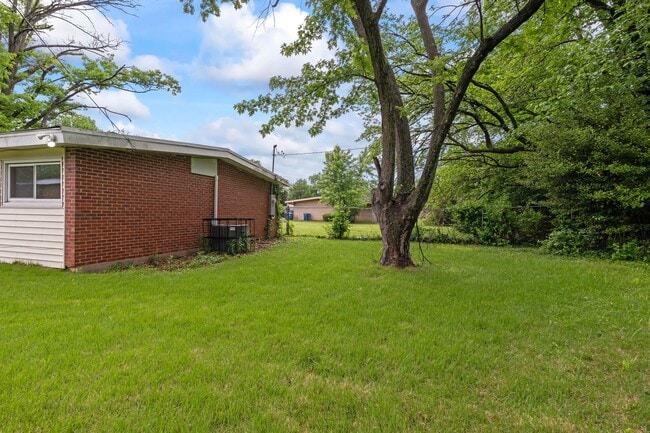 Photo - 6452 Evergreen Blvd