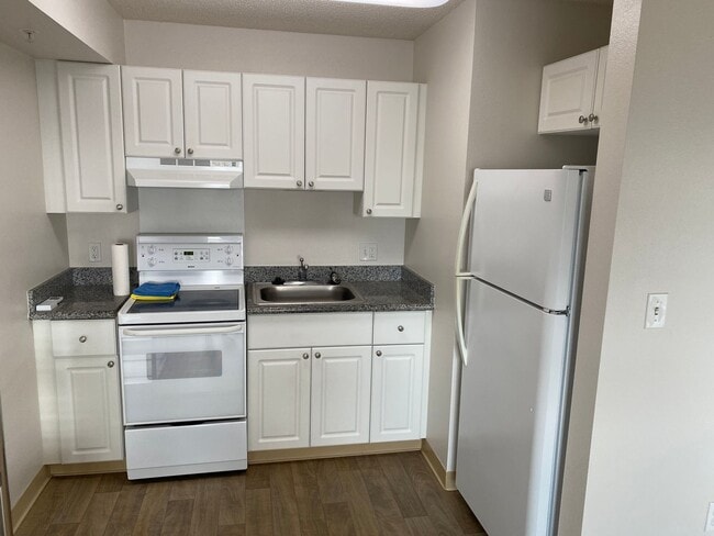 Building Photo - 801 South St Unit 4109