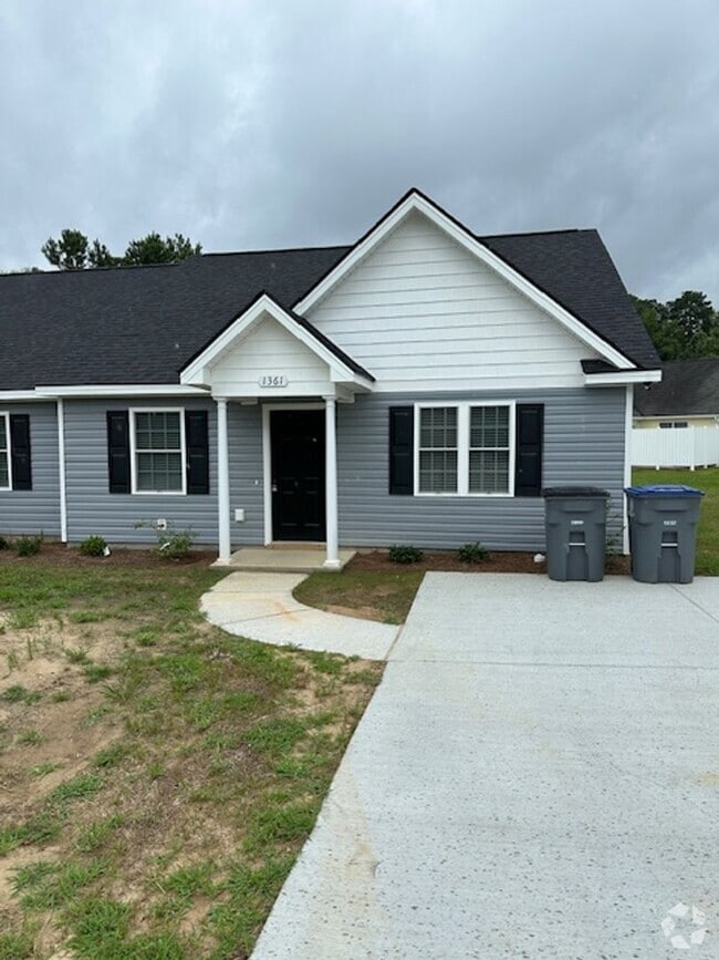 Building Photo - 1361 Northridge Dr Rental