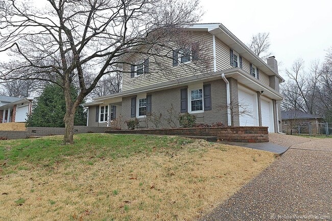 Photo - 2031 Allen Dr