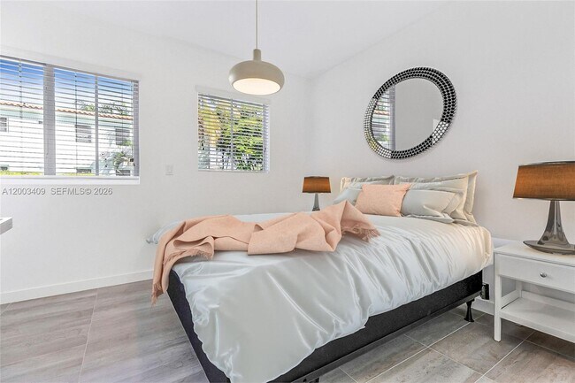 Photo - 557 Michigan Ave Unit 212