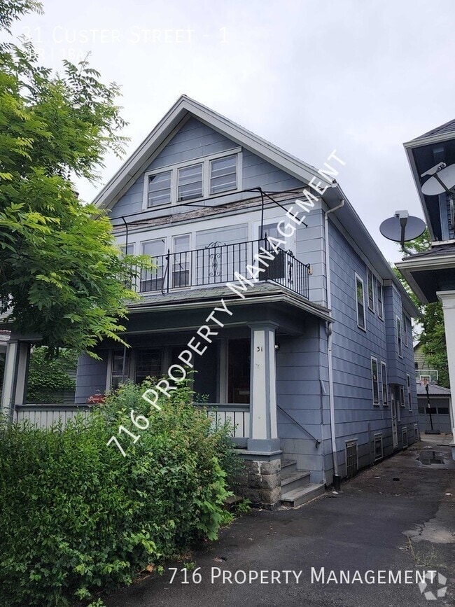 Building Photo - 31 Custer St Unit 1 Rental