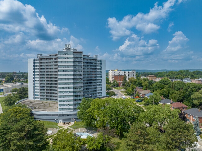 Photo - Beverly Hills Apartment