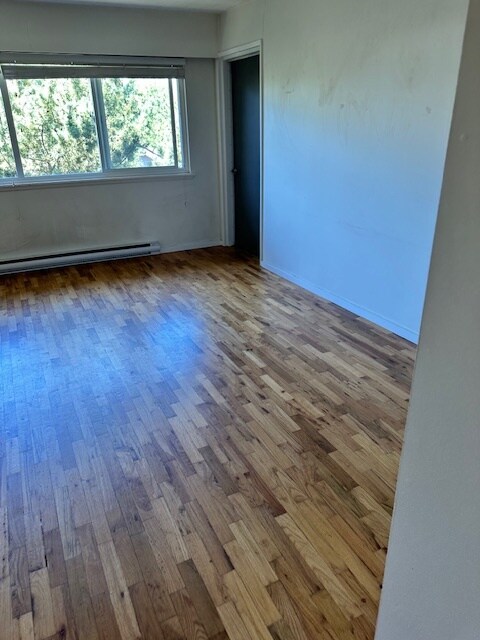 Photo - 1255 Grant St