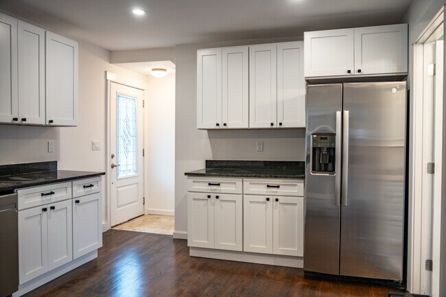 Photo - 178 Union St Unit 1