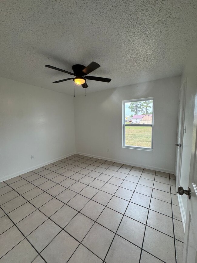 Photo - 3 Bed / 1 Bath Available Now in Weiner, AR.