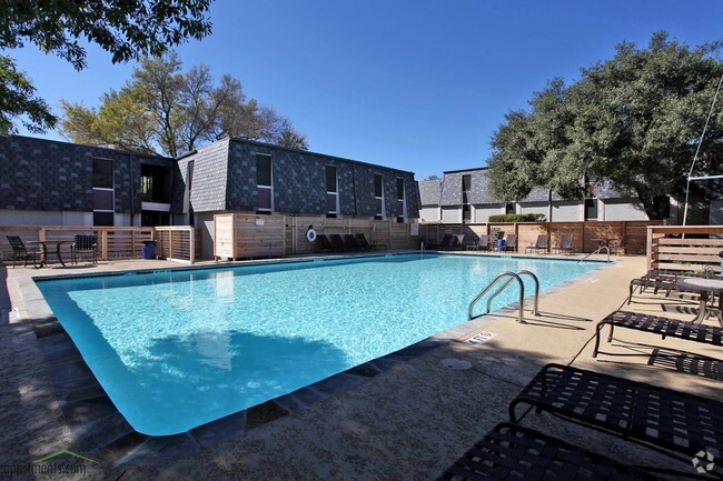 Polaris on the Park - Renovated Apartments... - Polaris on the Park - Renovated Apartments...