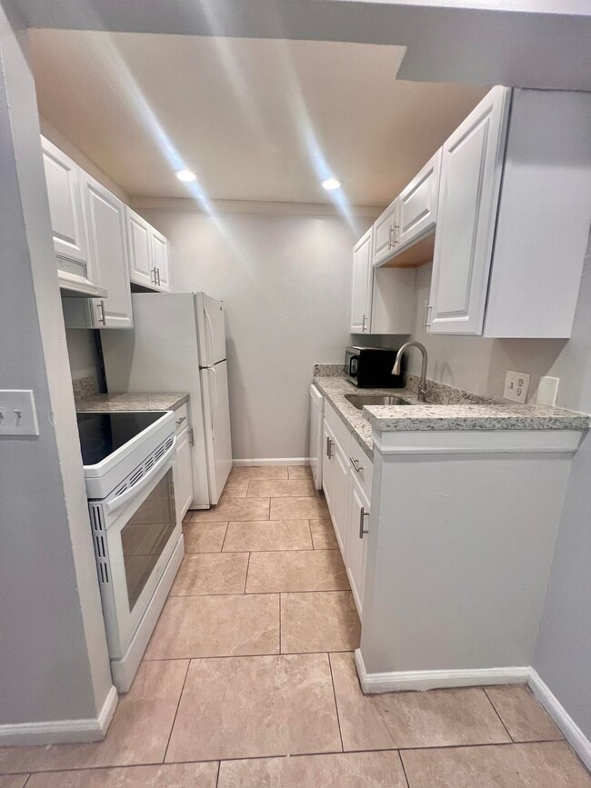 Building Photo - 1500 N Congress Ave Unit A38