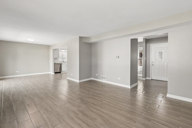322 Maple Ln