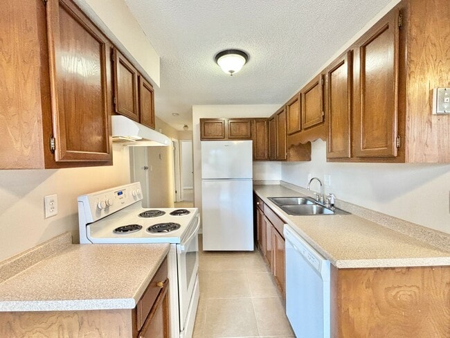 Photo - 9345 Chisholm Rd