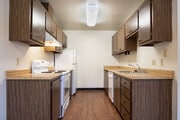 2BR, 1BA - 1000SF