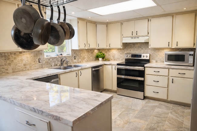 Photo - 333 E 300 N Unit Rooms for Rent