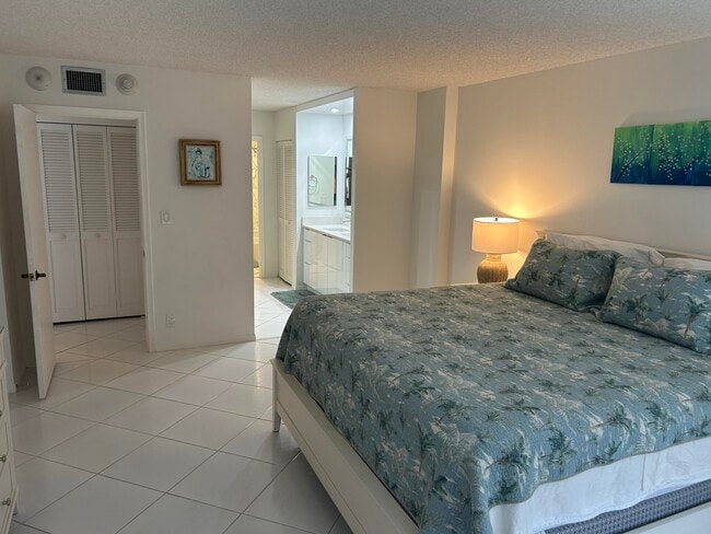 Photo - 5100 N Ocean Blvd Unit 1205