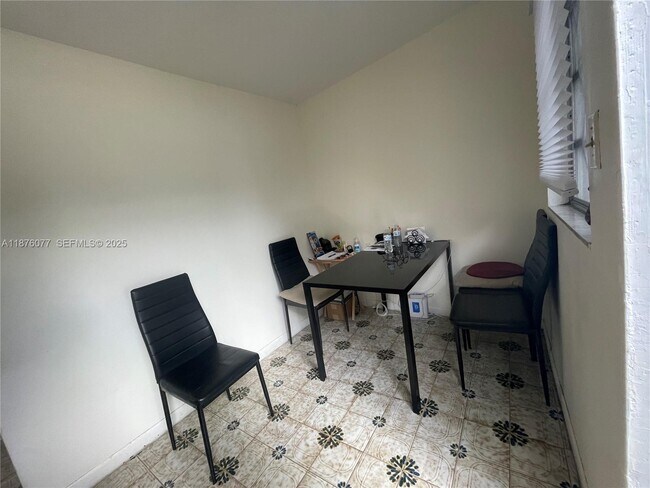 Photo - 1923 NW 1st Terrace Unit C