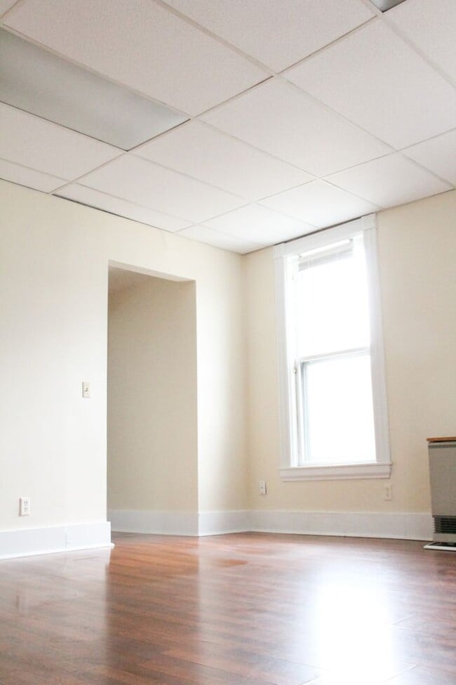 Building Photo - 42 N Prospect St Unit 42 North Prospect Street #5