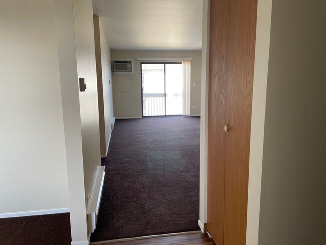 Photo - Moore Court Apartments