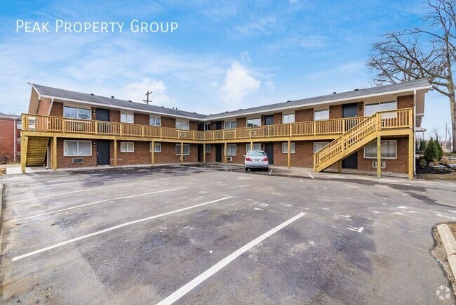 Building Photo - Available Now! 2 Bedroom Apartments Locate... Unit A