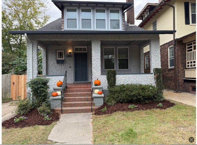 Building Photo - 609 Baldwin Ave