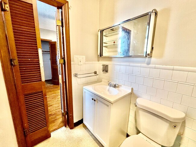 Photo - 3810-3812 Central St. Unit 3810-1