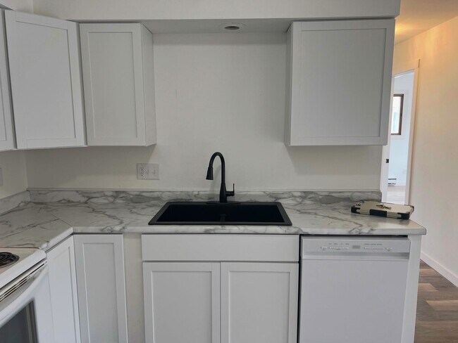 Photo - 915 Genrich St Unidad 2