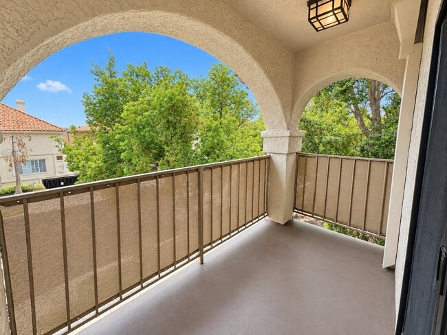 Photo - 625 E Palm Ave Unit 201