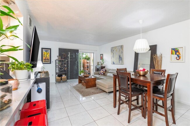 Photo - 15761 SW 137th Ave Unit 104