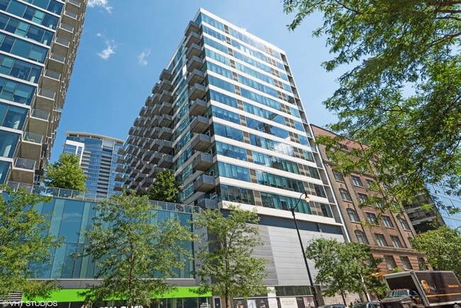 Building Photo - 1345 S Wabash Ave Unit 503 Rental