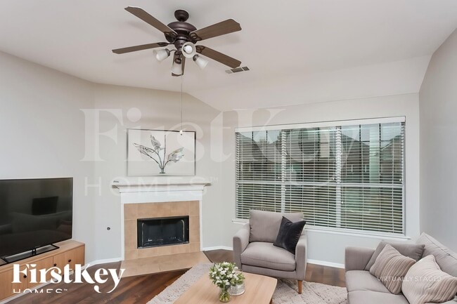 Photo - 2852 Maple Creek Dr