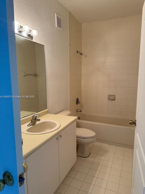 Photo - 1535 SE 26th St Unit 102