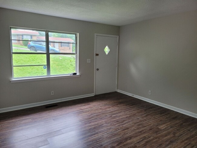 Photo - Pet-Friendly Duplex in East Ridge with Fenced Yard & Bonus Room!