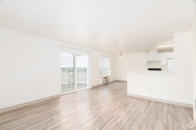 Interior Photo - Cougar Crest Apartments