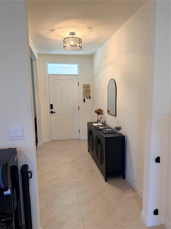 Photo - 929 Ambleside Dr