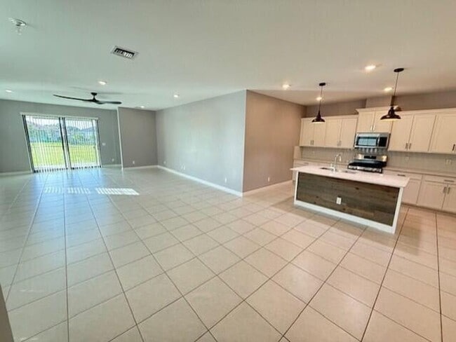 Photo - 1231 Tangled Orch Trce