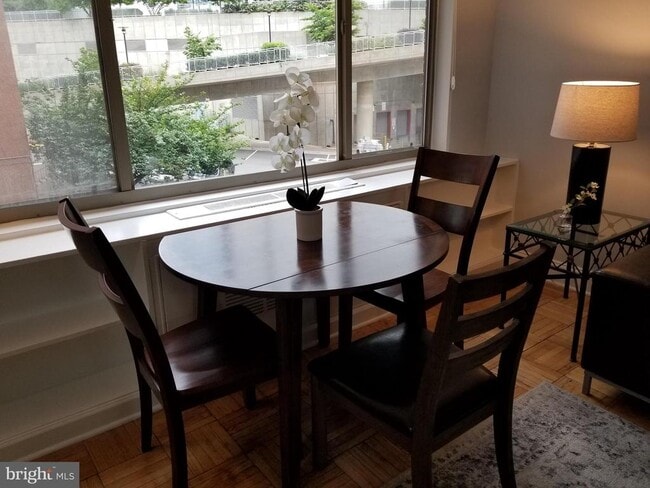 Photo - 1121 Arlington Blvd Unit 224