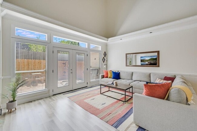 Building Photo - 12253 Chelsea Glen Pl Unit C