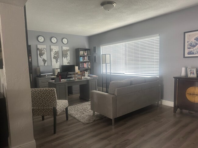 Photo - 7204 NW 77th St