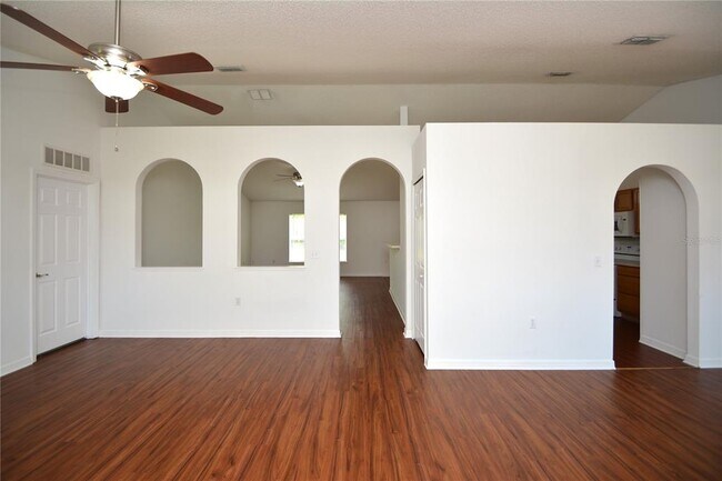 Photo - 36 Frenora Ln