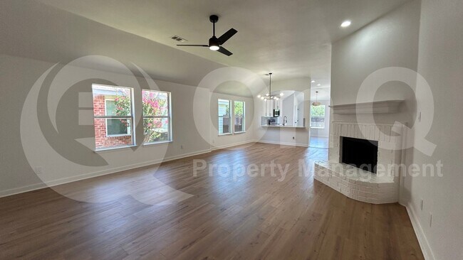 Photo - 1028 Aviary Dr