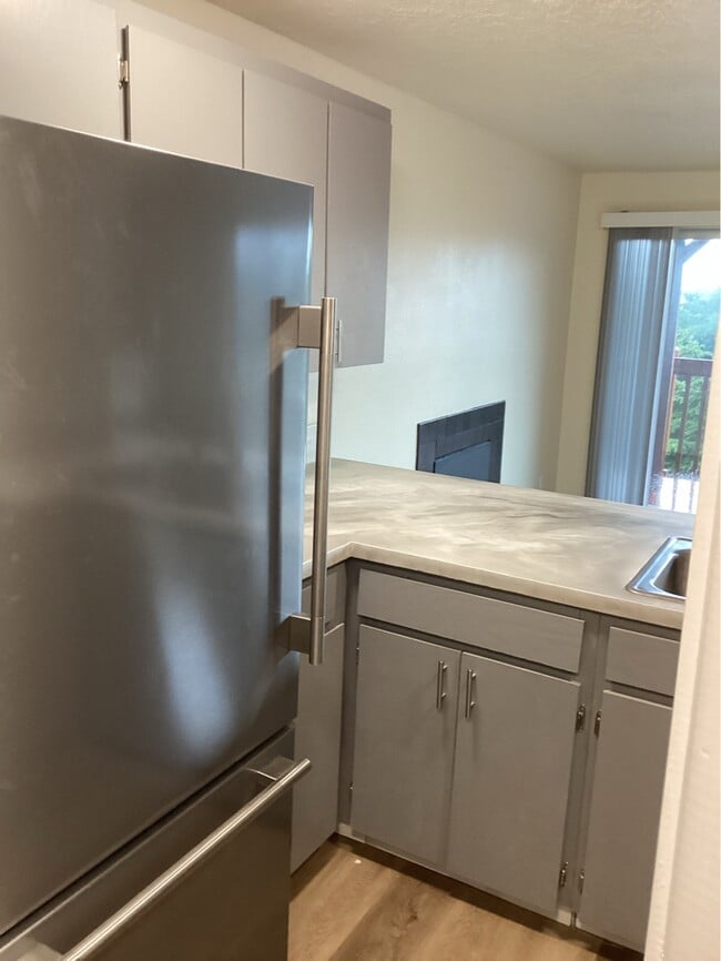 Photo - 326 SW 12th St