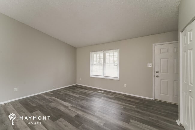 Photo - 8448 Huntdale Ct