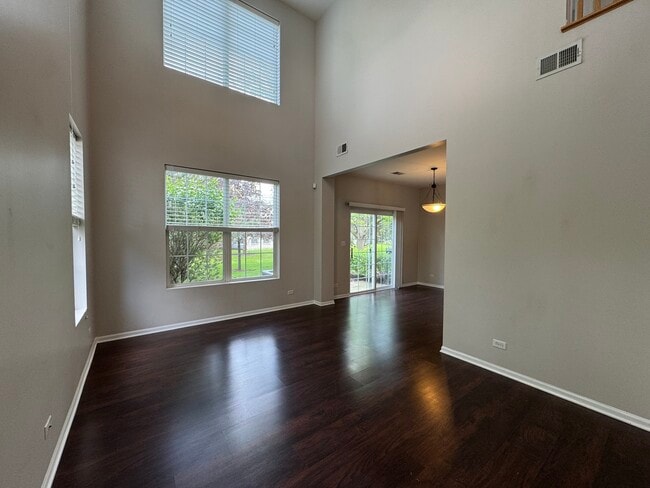 Photo - 1913 Golden Gate Ln