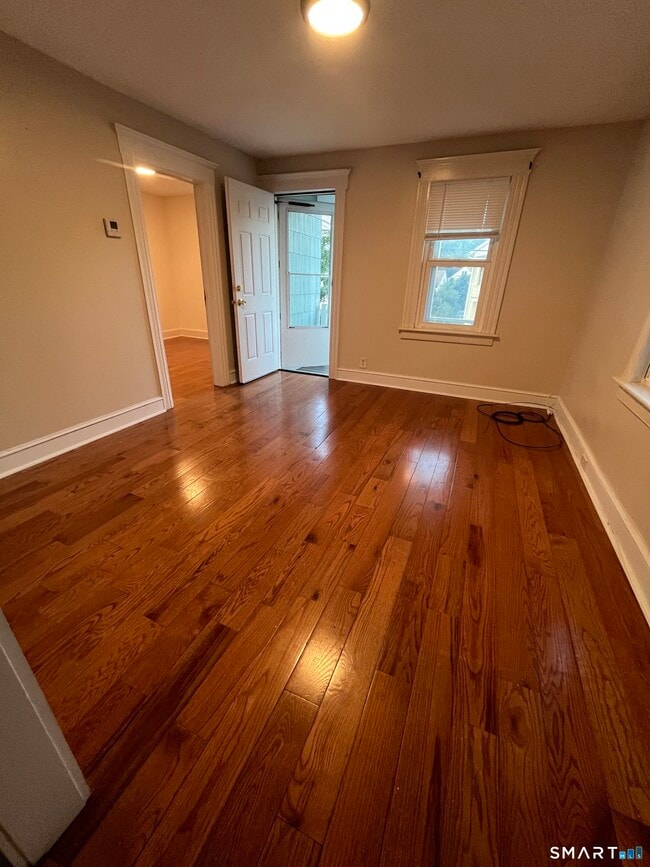 Photo - 35 Pine St Unit 2nd Floor