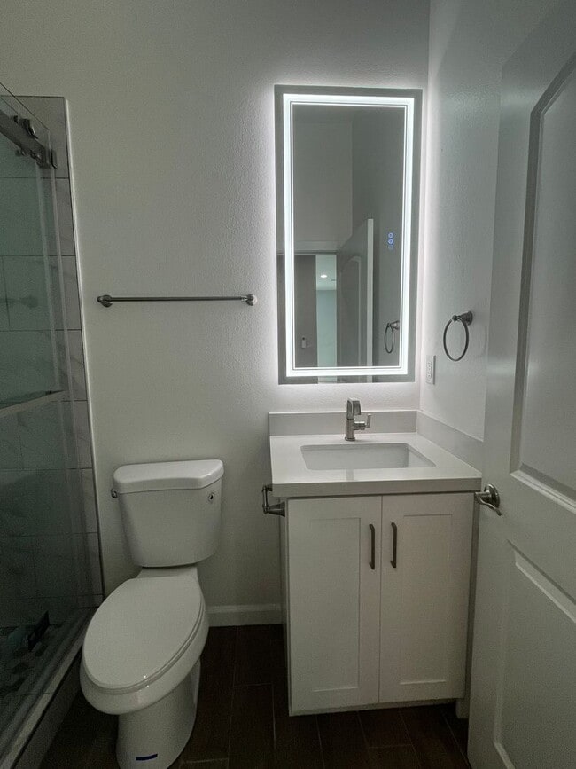 Photo - Los Caballeros #1102 Unit 1102-B