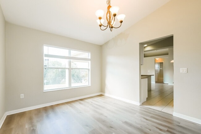 Photo - 1480 Muir Cir